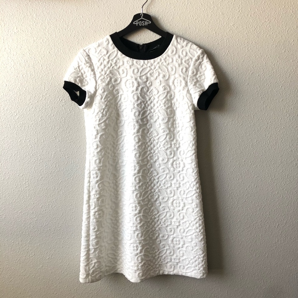 Zara White Embossed Knit Dress w/ Black Trim Sz Sm